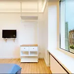 Rooms In Old Town + Stations